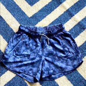 Girls tie dye Athleta shorts